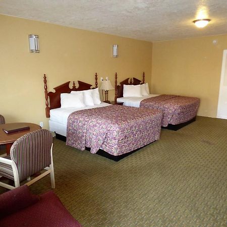 Economy Inn & Suites セントジョージ エクステリア 写真