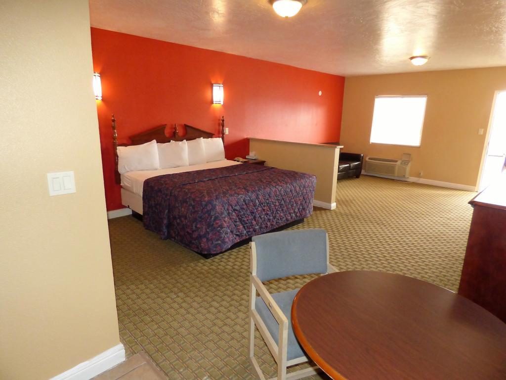 Economy Inn & Suites セントジョージ エクステリア 写真